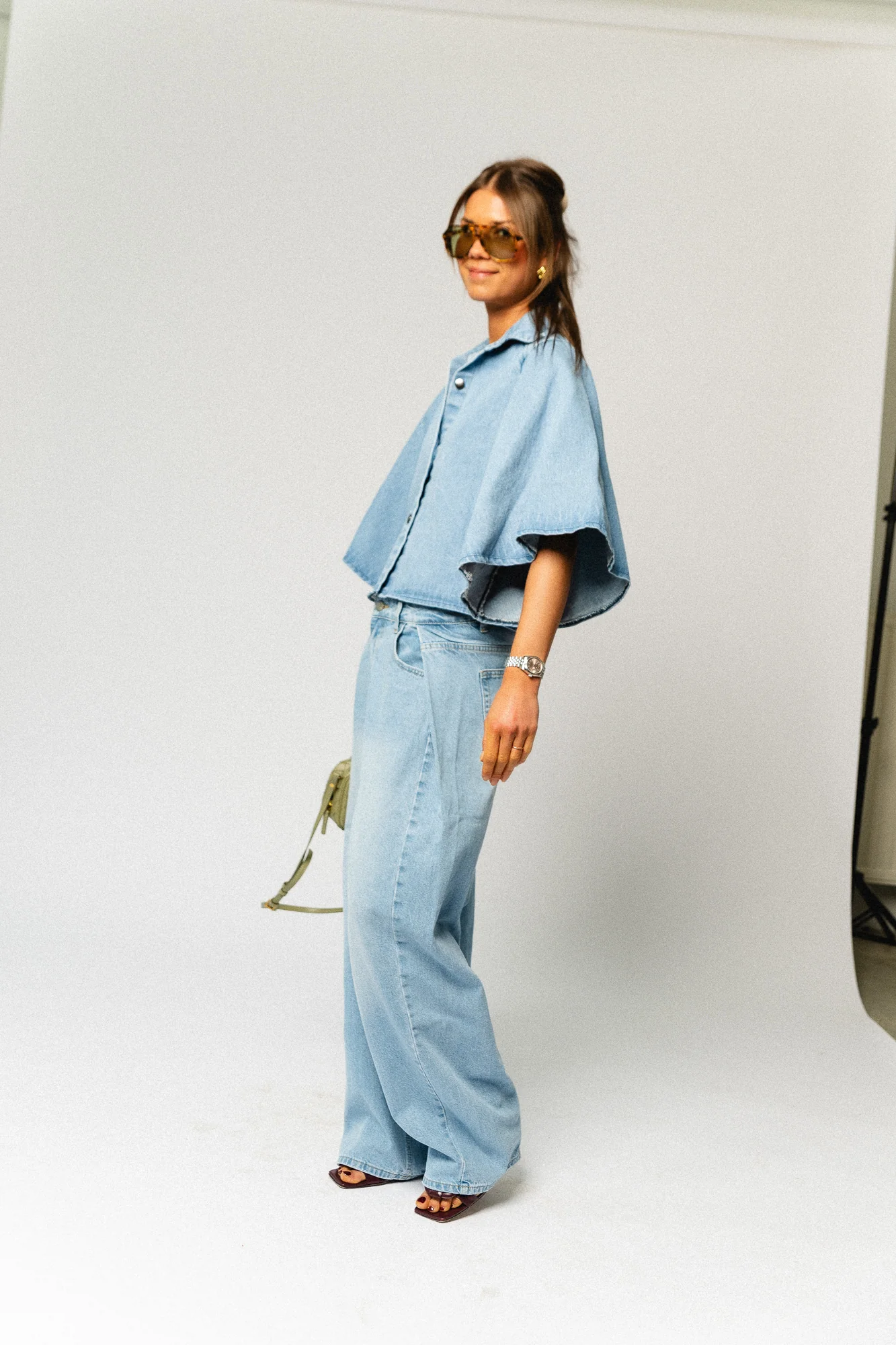 Aurelle denim shirt medium blue - Image 3