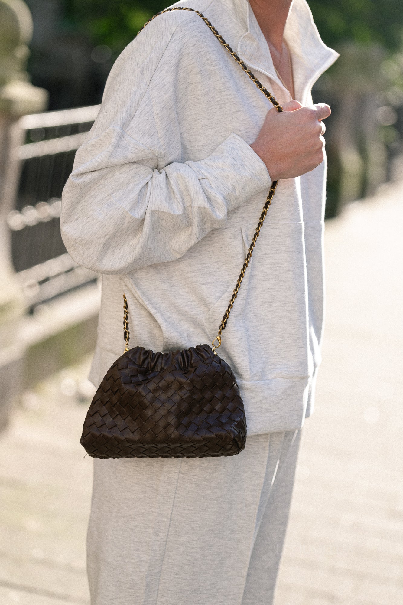 Auren braided chain bag hot chocolate - Image 3