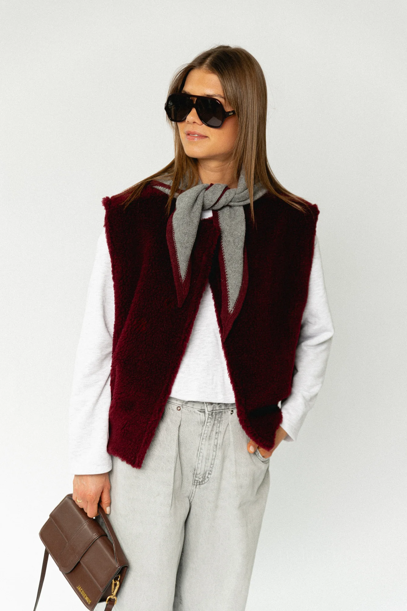 Axelle sleeveless jacket burgundy - Image 6