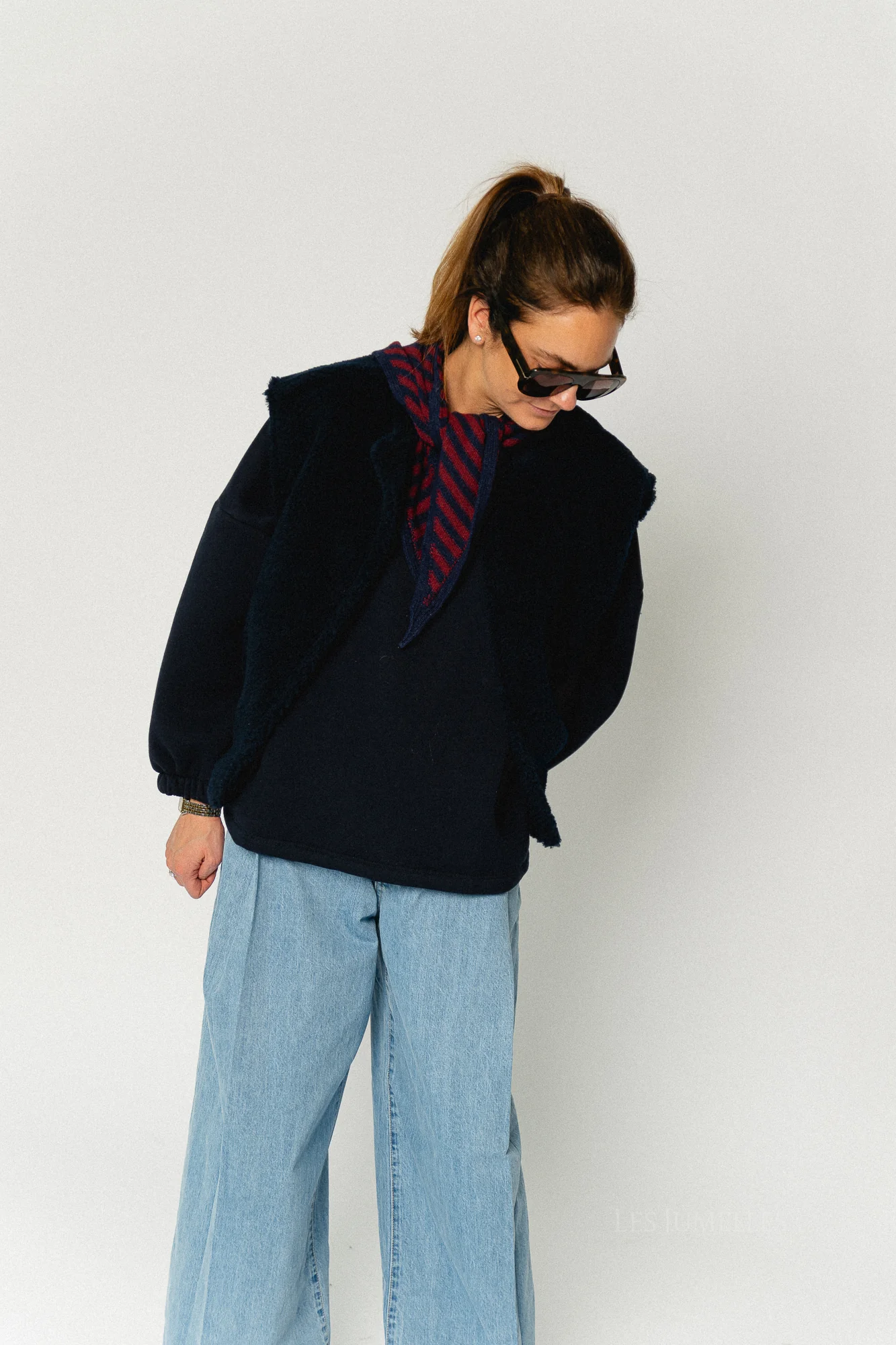 Axelle sleeveless jacket navy - Image 8