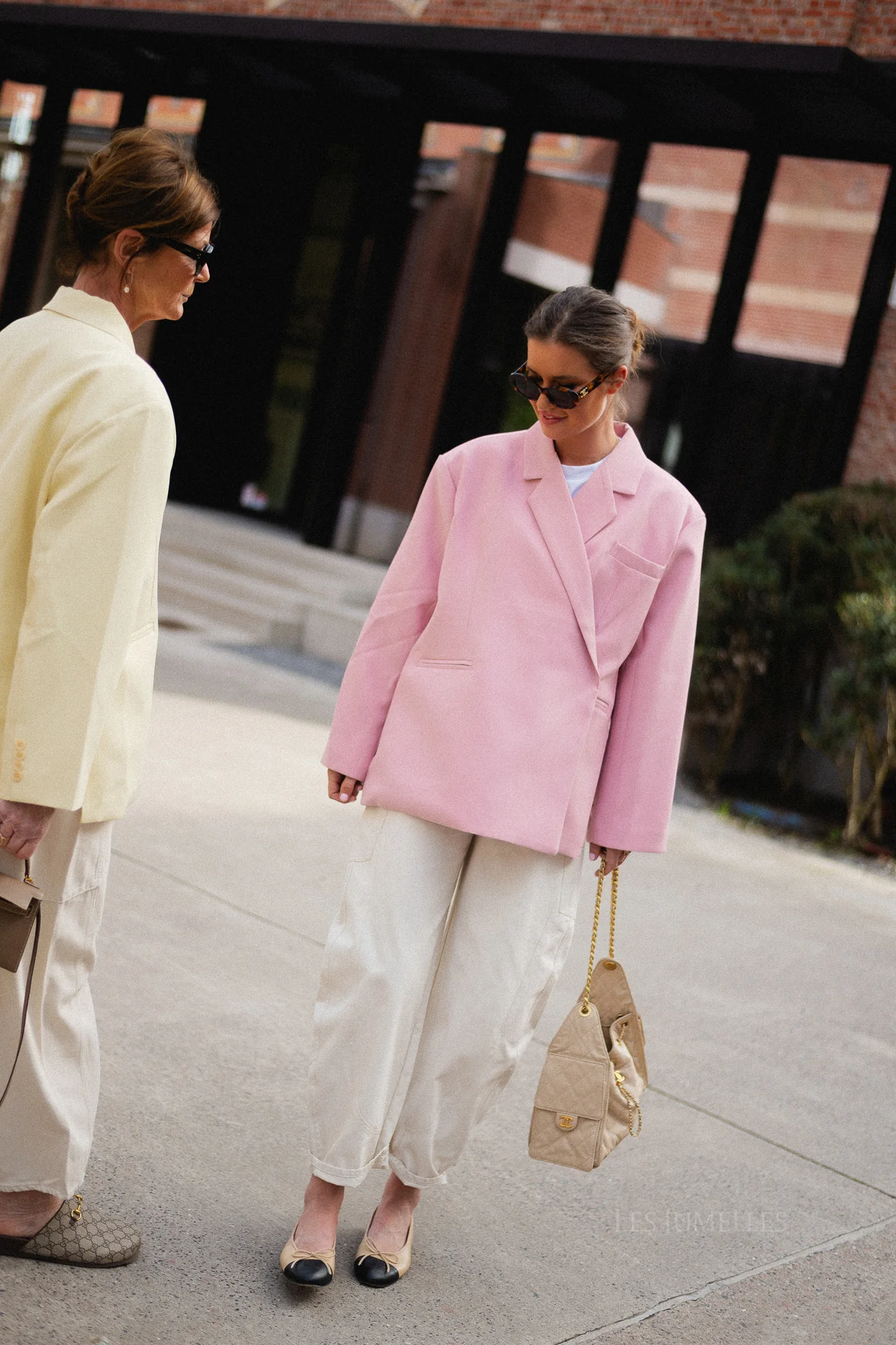 Chloe oversized blazer peachskin - Image 15
