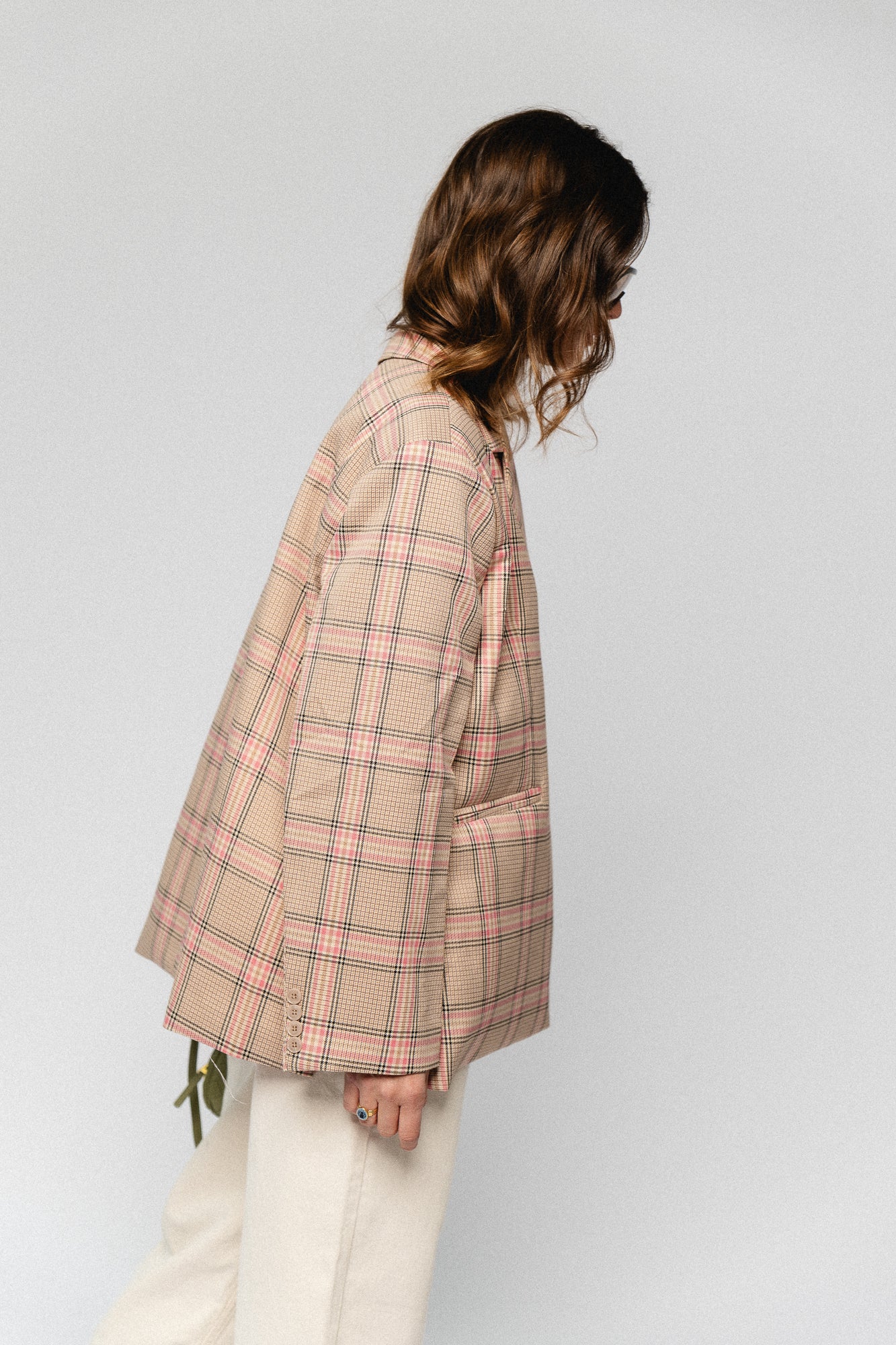 Chloe oversized signature check blazer pink/beige - Image 6