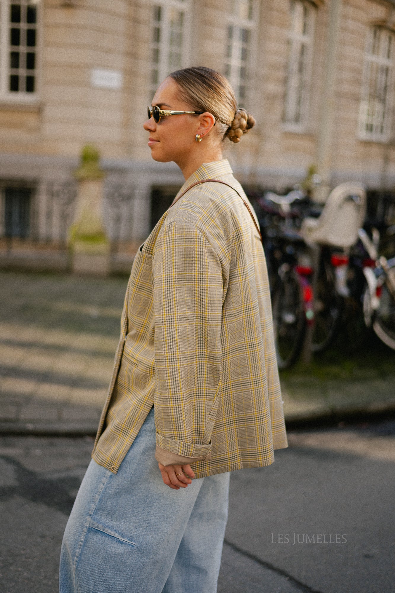 Chloe oversized signature check blazer taupe/yellow - Image 7