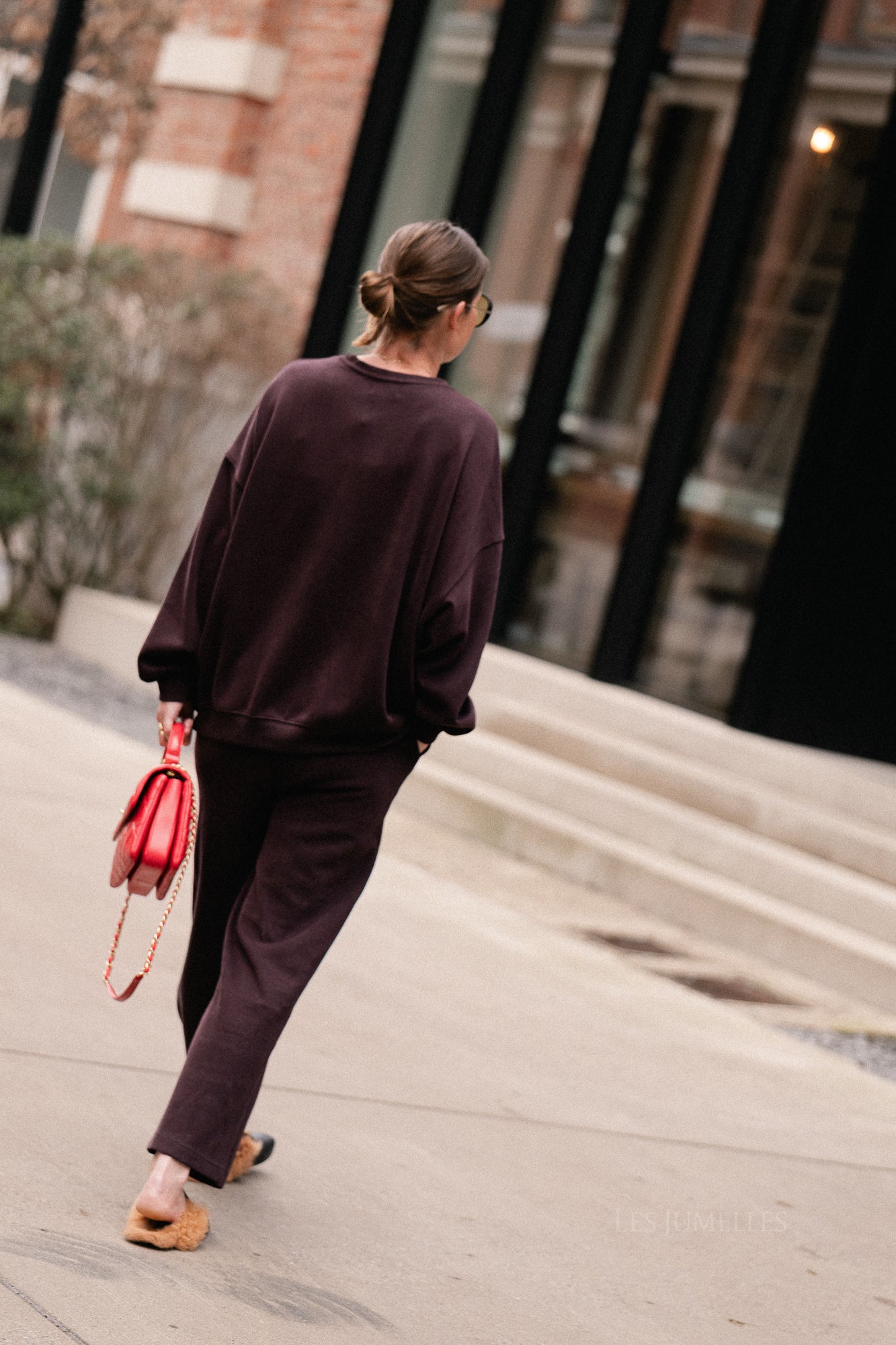 Colette sweater winetasting - Image 2