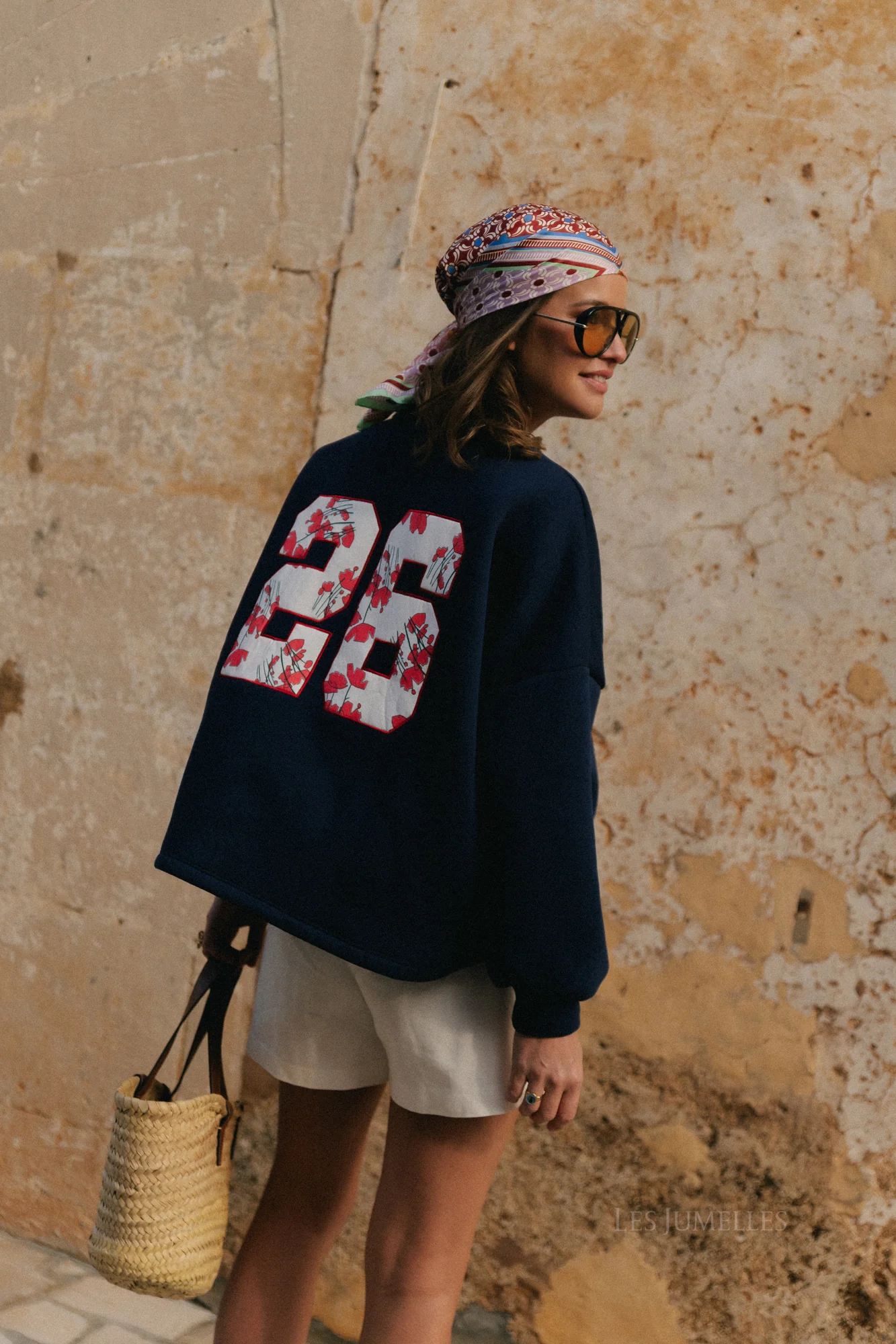 Embroidered 26 sweater navy - Image 8