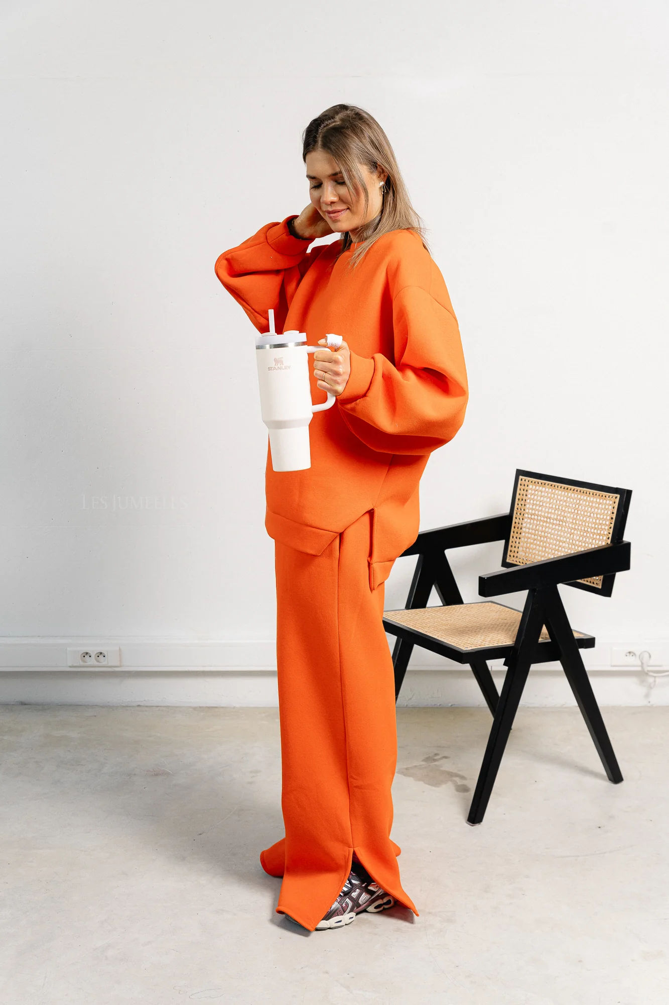 Emelyne sweat pants with split orange - Image 17