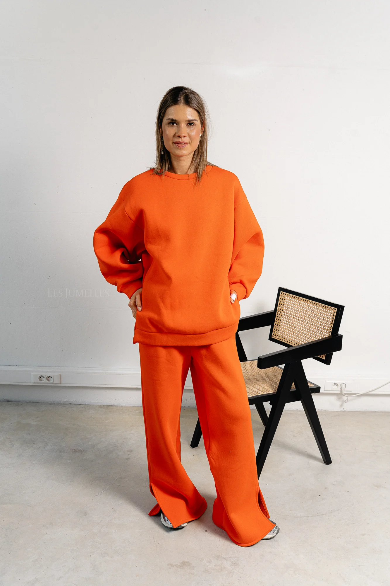 Emelyne sweat pants with split orange - Image 7