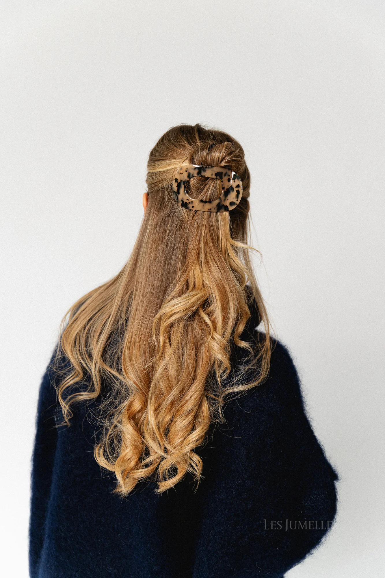 Flat hairclip tortoise - beige - Image 4
