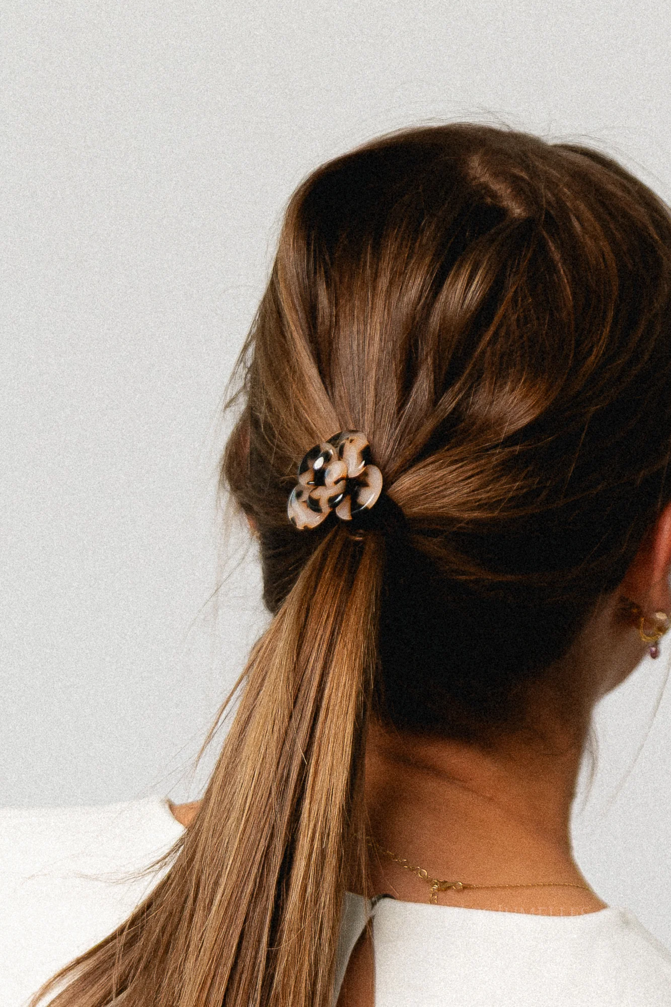 Flower hairtie tortoise - beige - Image 3