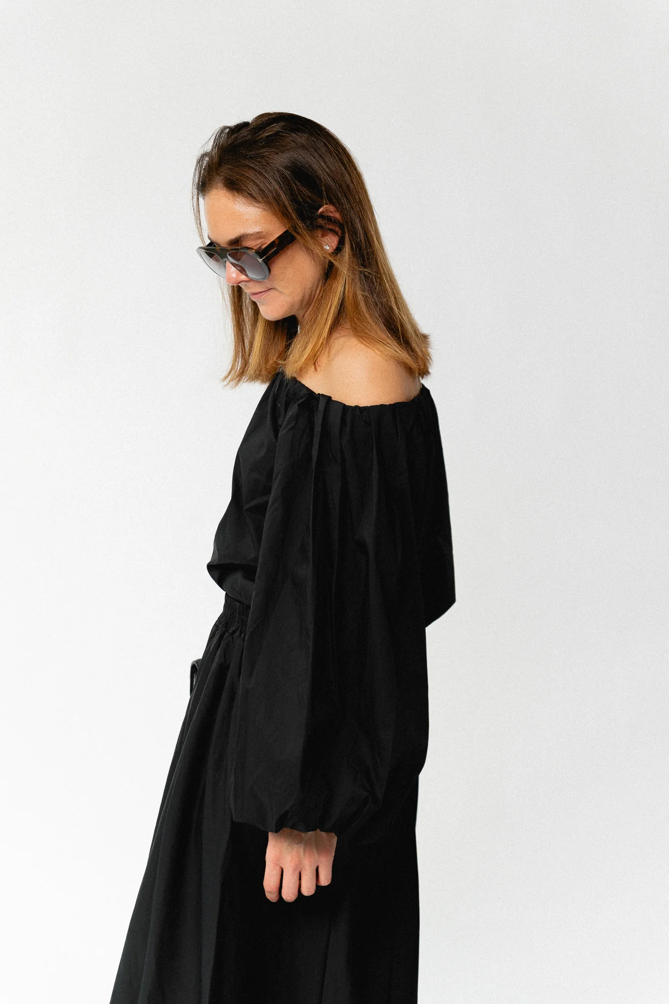 Fran off shoulder blouse black - Image 2