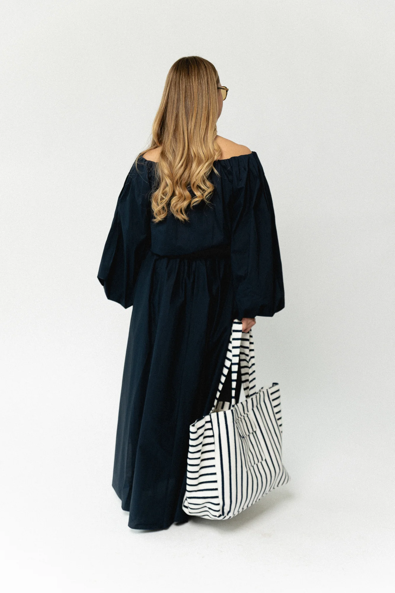 Fran off shoulder blouse navy - Image 5