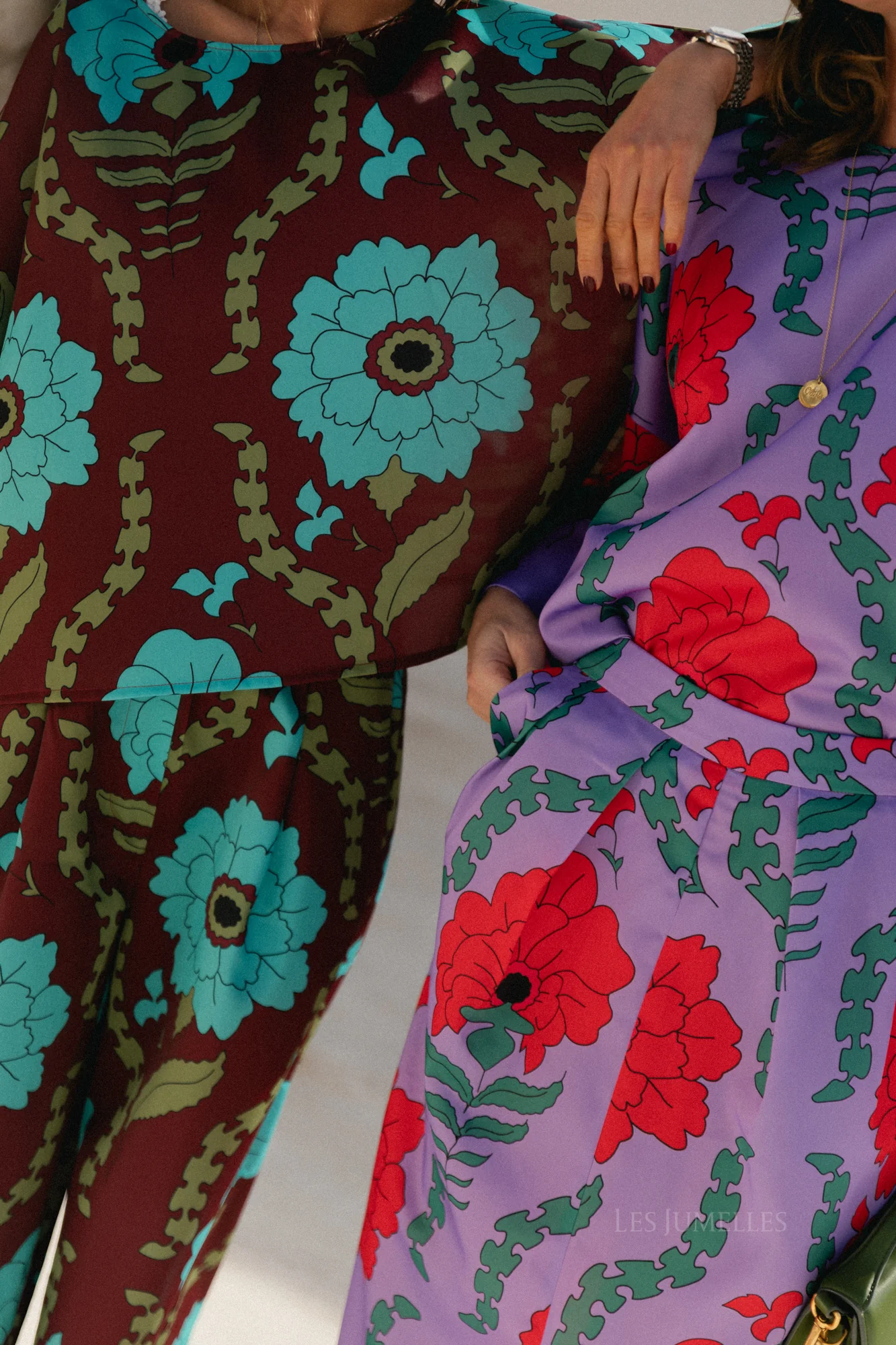 Gill printed sateen blouse - burgundy/turquoise - Image 3