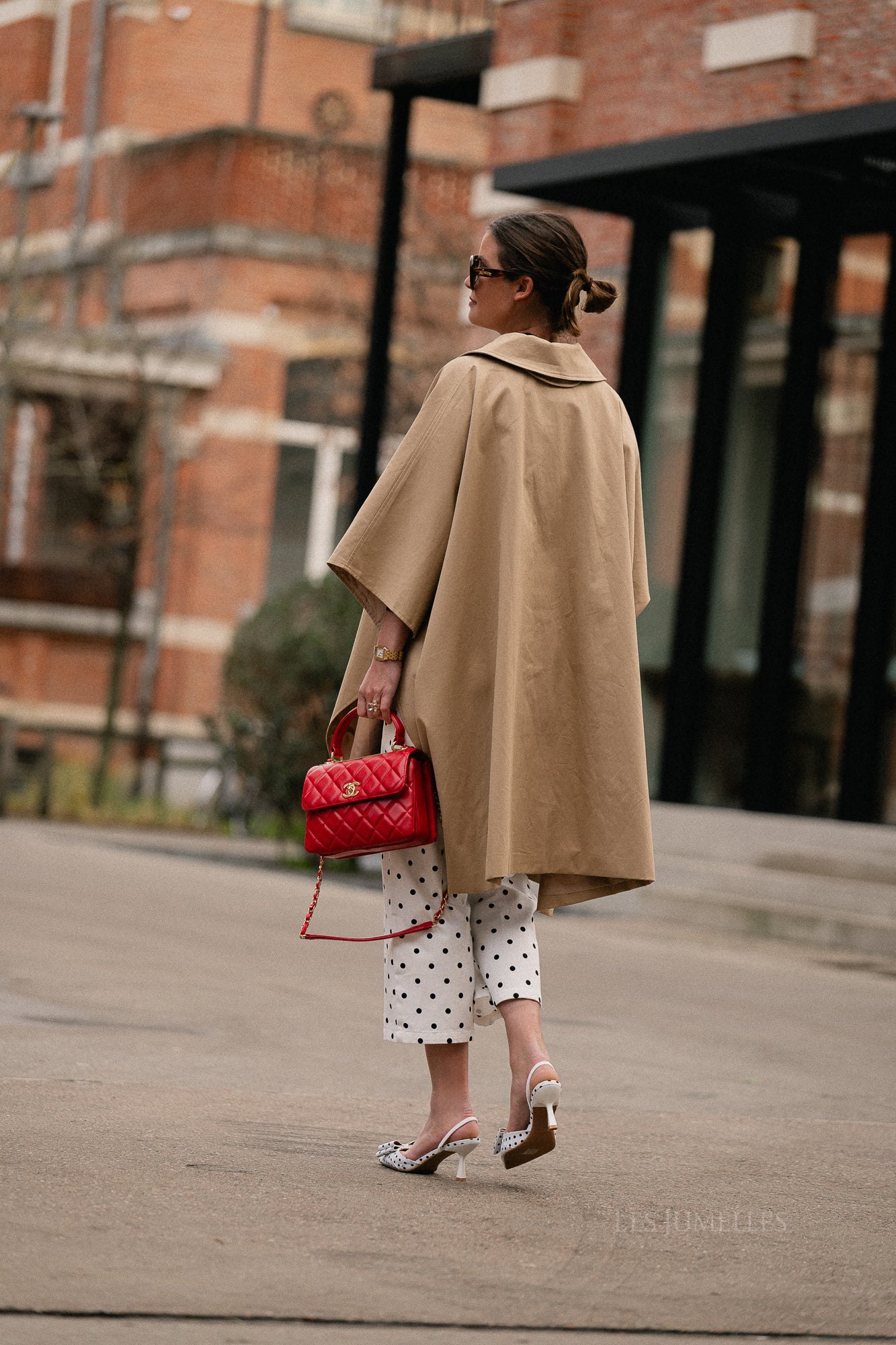 Harriet cape beige - Image 8