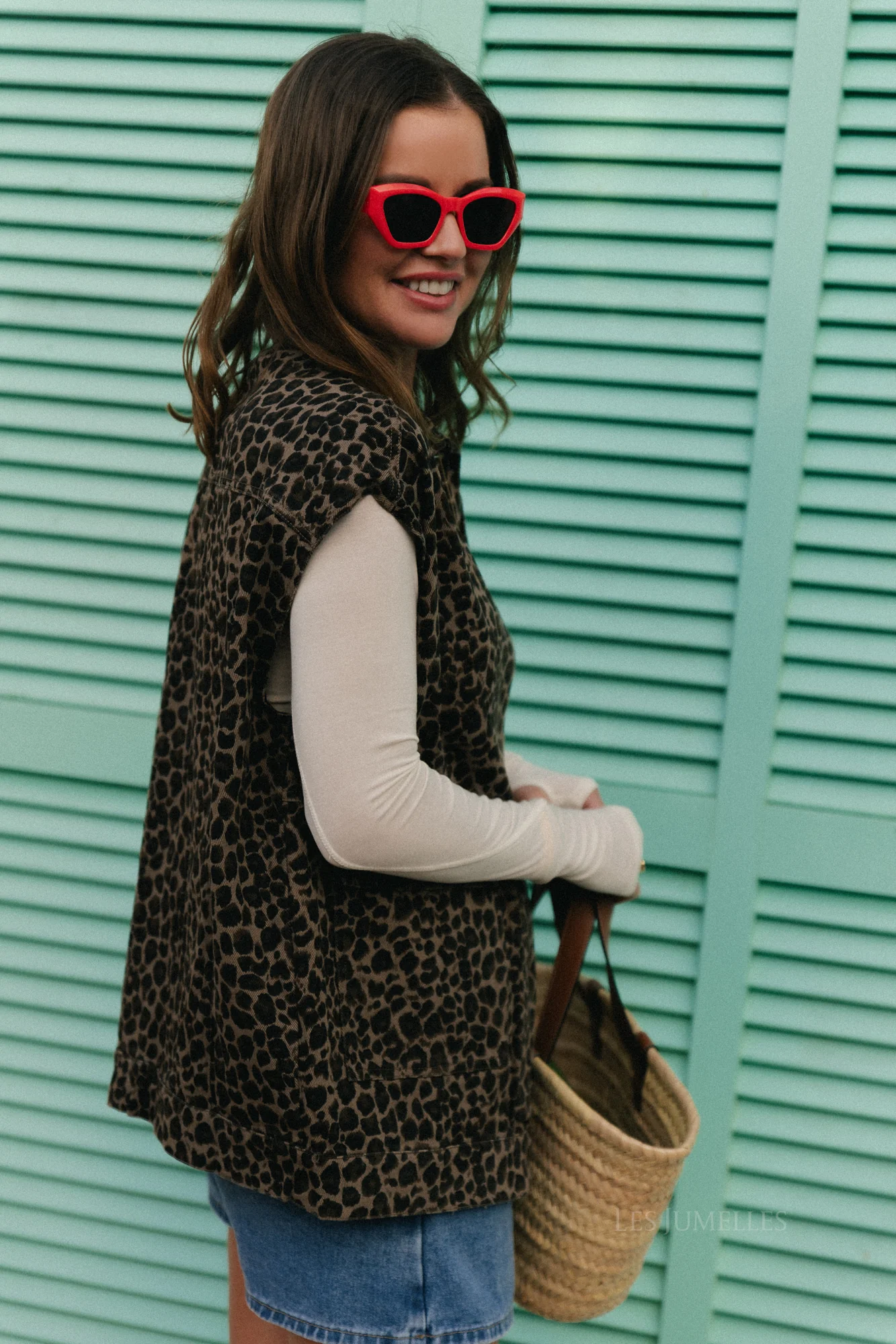 Lois sleeveless jacket leopard - Image 5