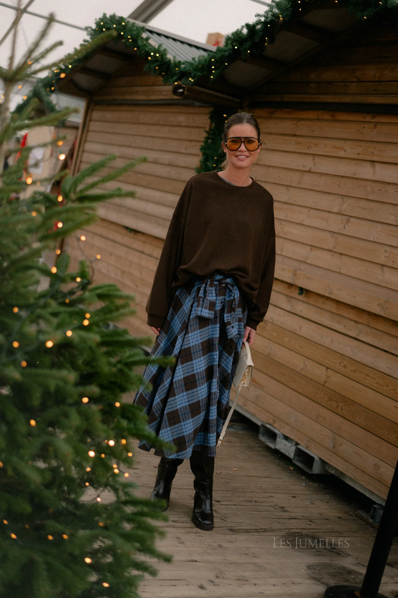 Martha checkered skirt hot chocolate/baby blue - Image 15