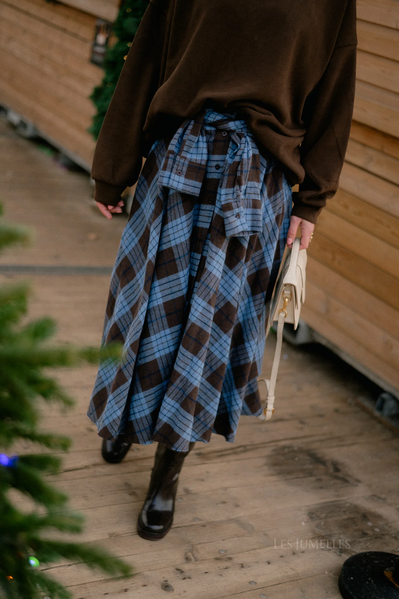 Martha checkered skirt hot chocolate/baby blue - Image 2