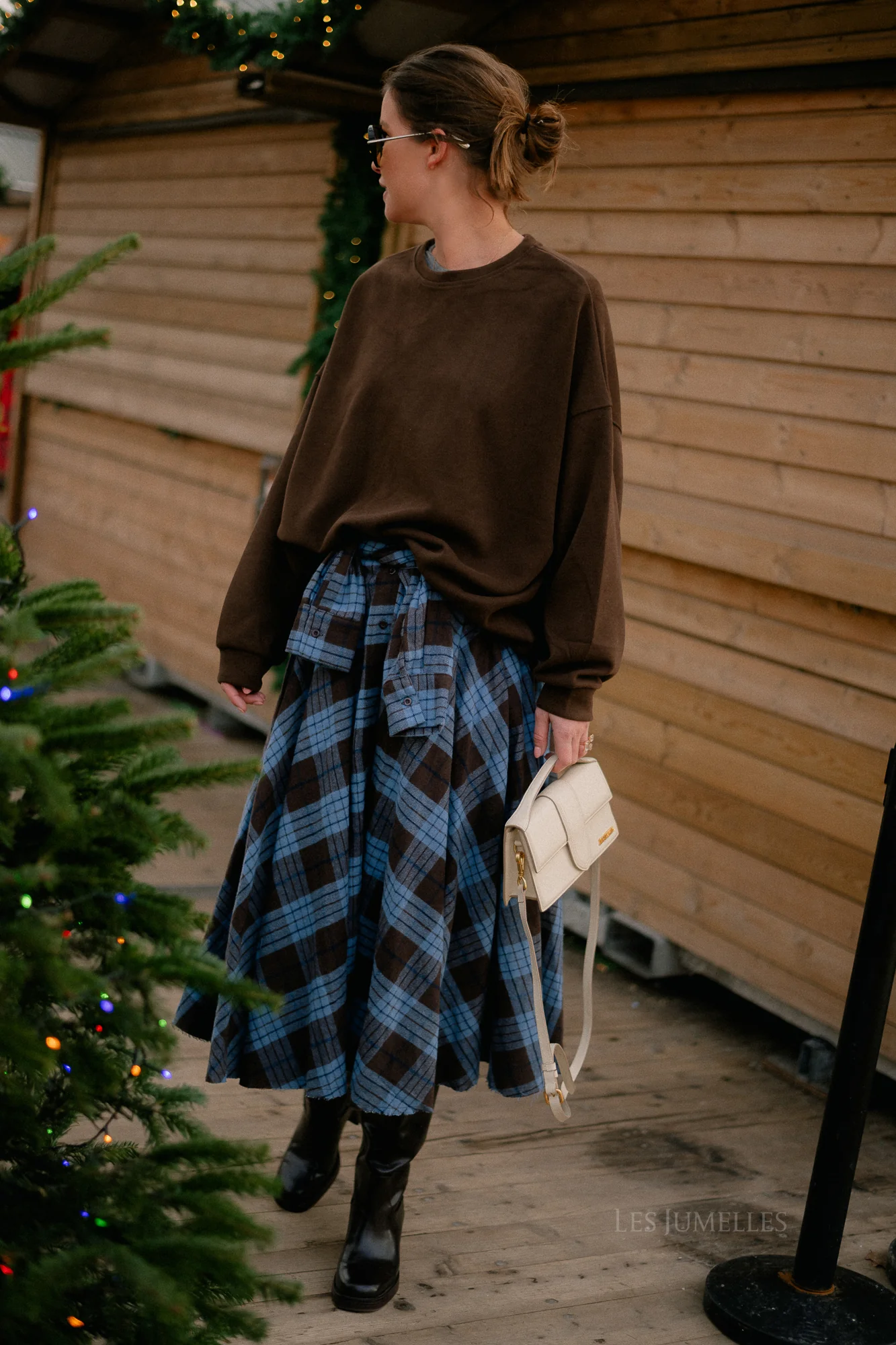 Martha checkered skirt hot chocolate/baby blue - Image 3