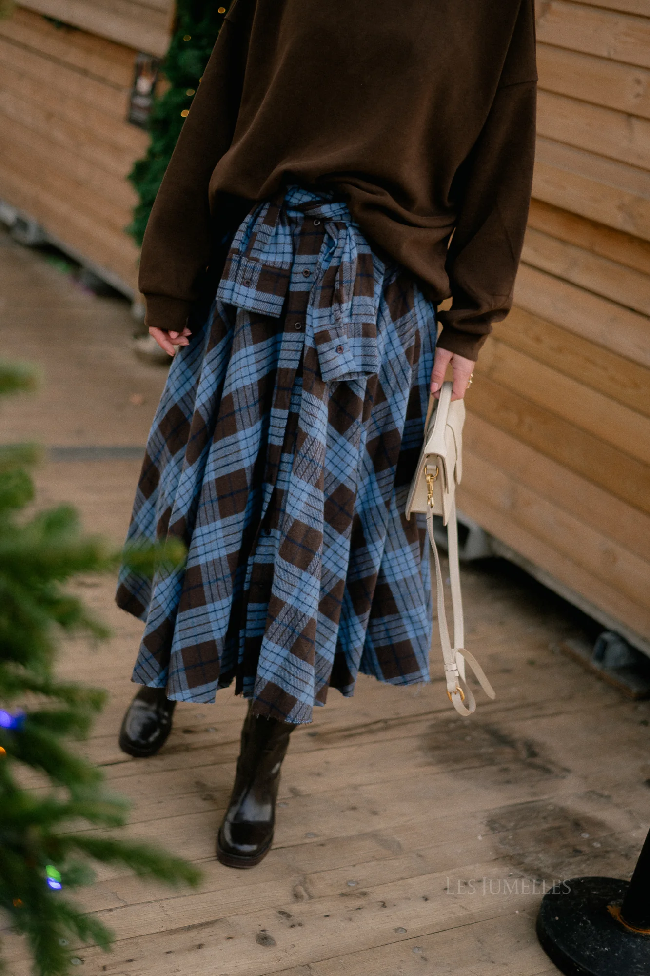Martha checkered skirt hot chocolate/baby blue - Image 5