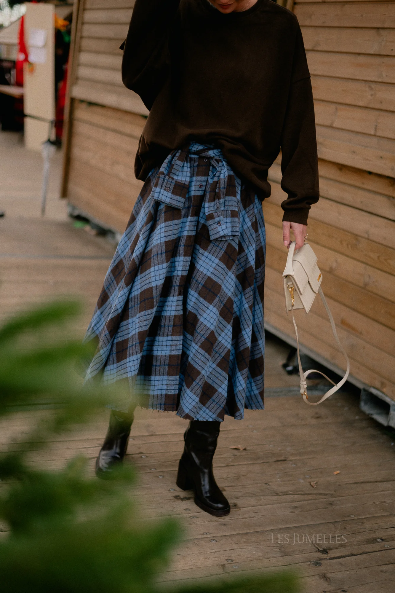 Martha checkered skirt hot chocolate/baby blue - Image 8