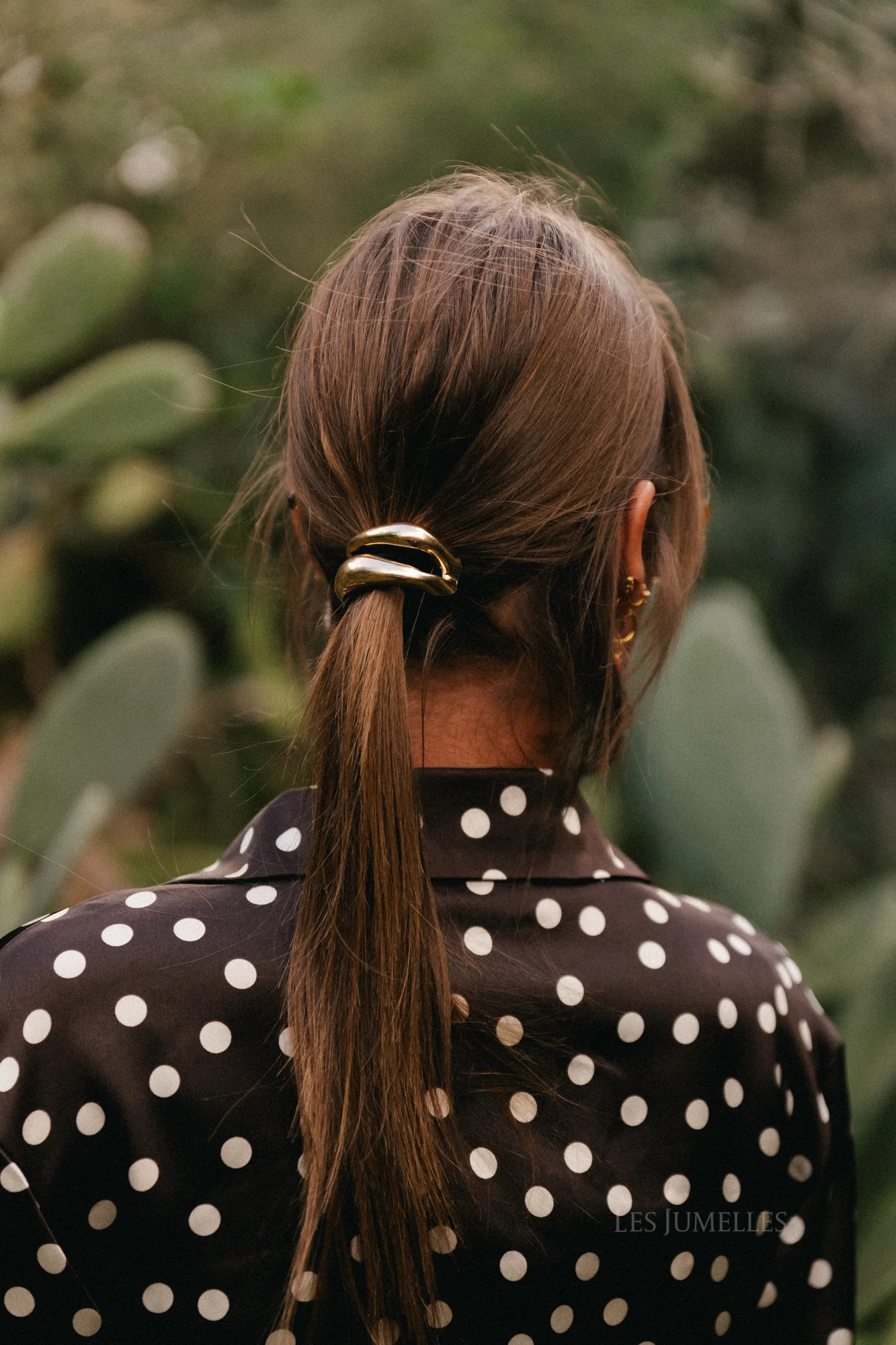 Metal bow hair tie gold - Image 3