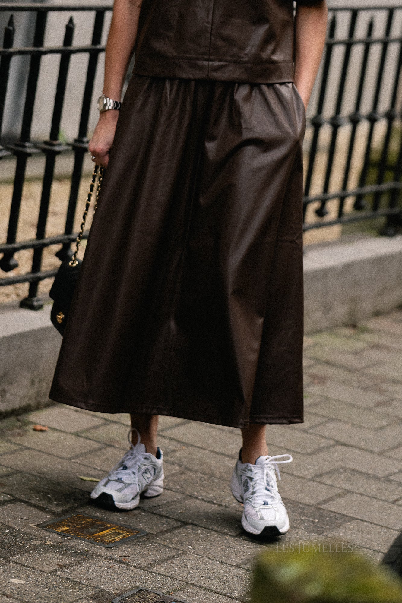 OBJEmery MW lose coated skirt seal brown - Image 9