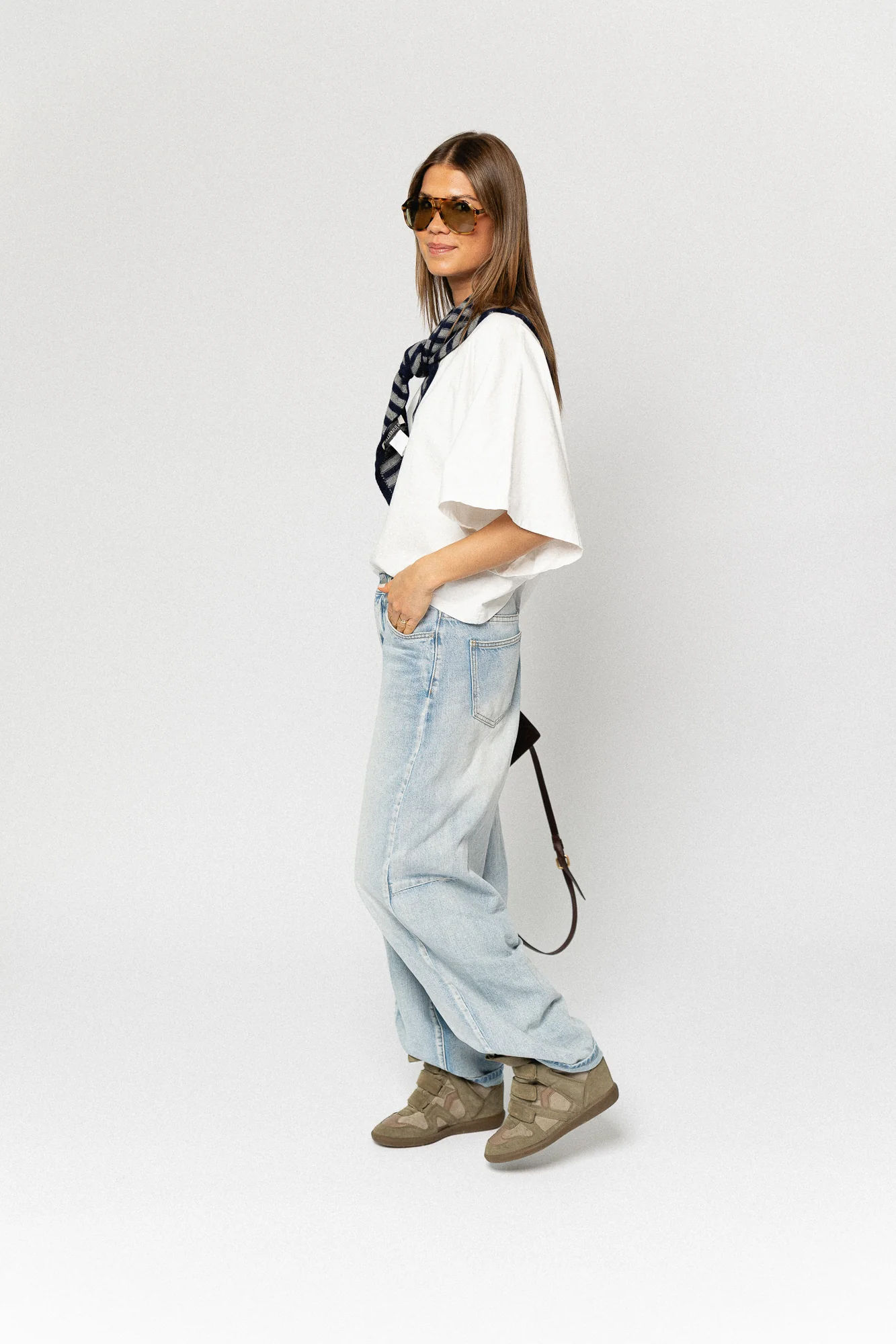 OBJMoji Elsa MW super barrel jeans light blue denim - Image 3