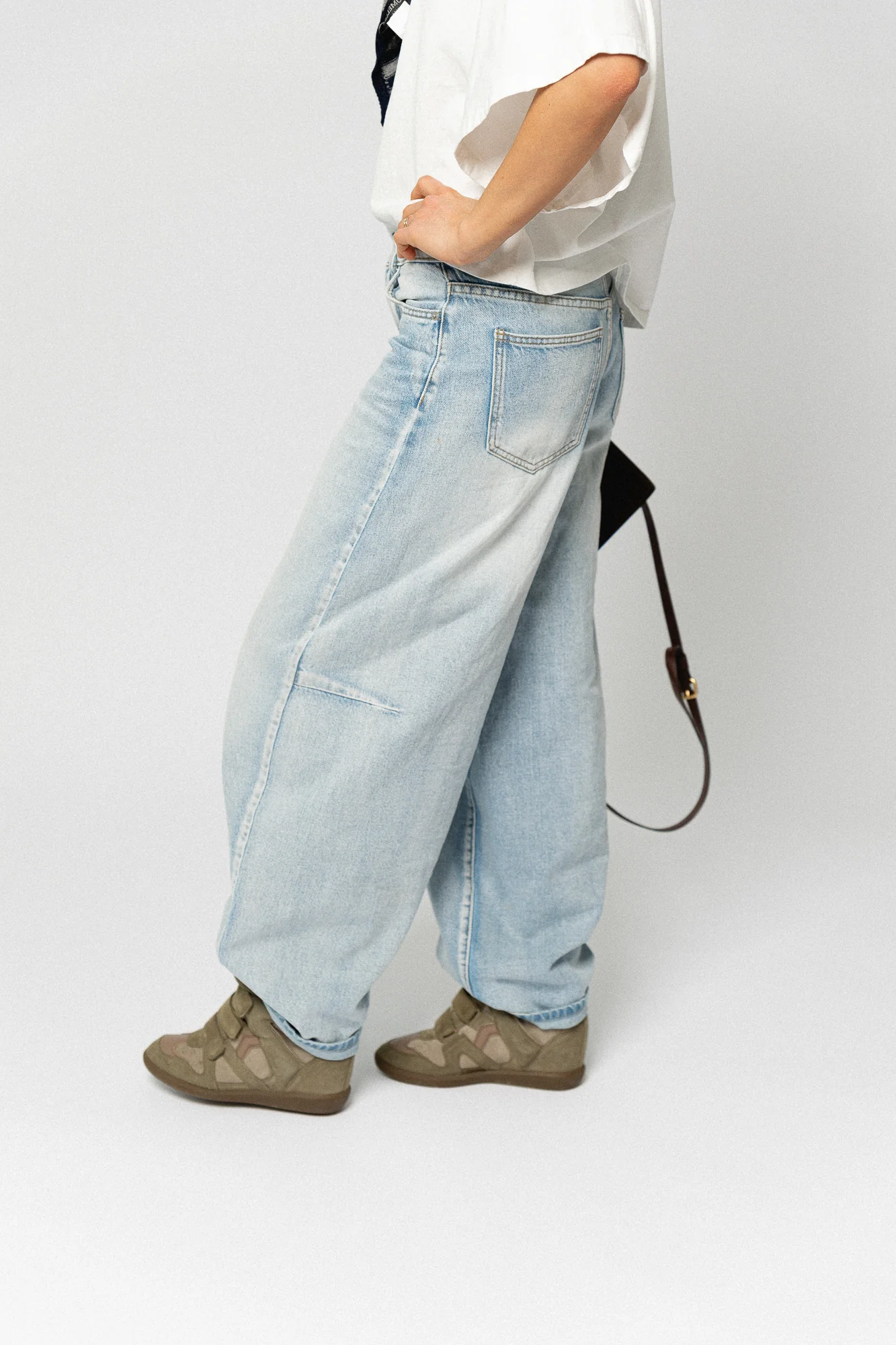 OBJMoji Elsa MW super barrel jeans light blue denim - Image 7