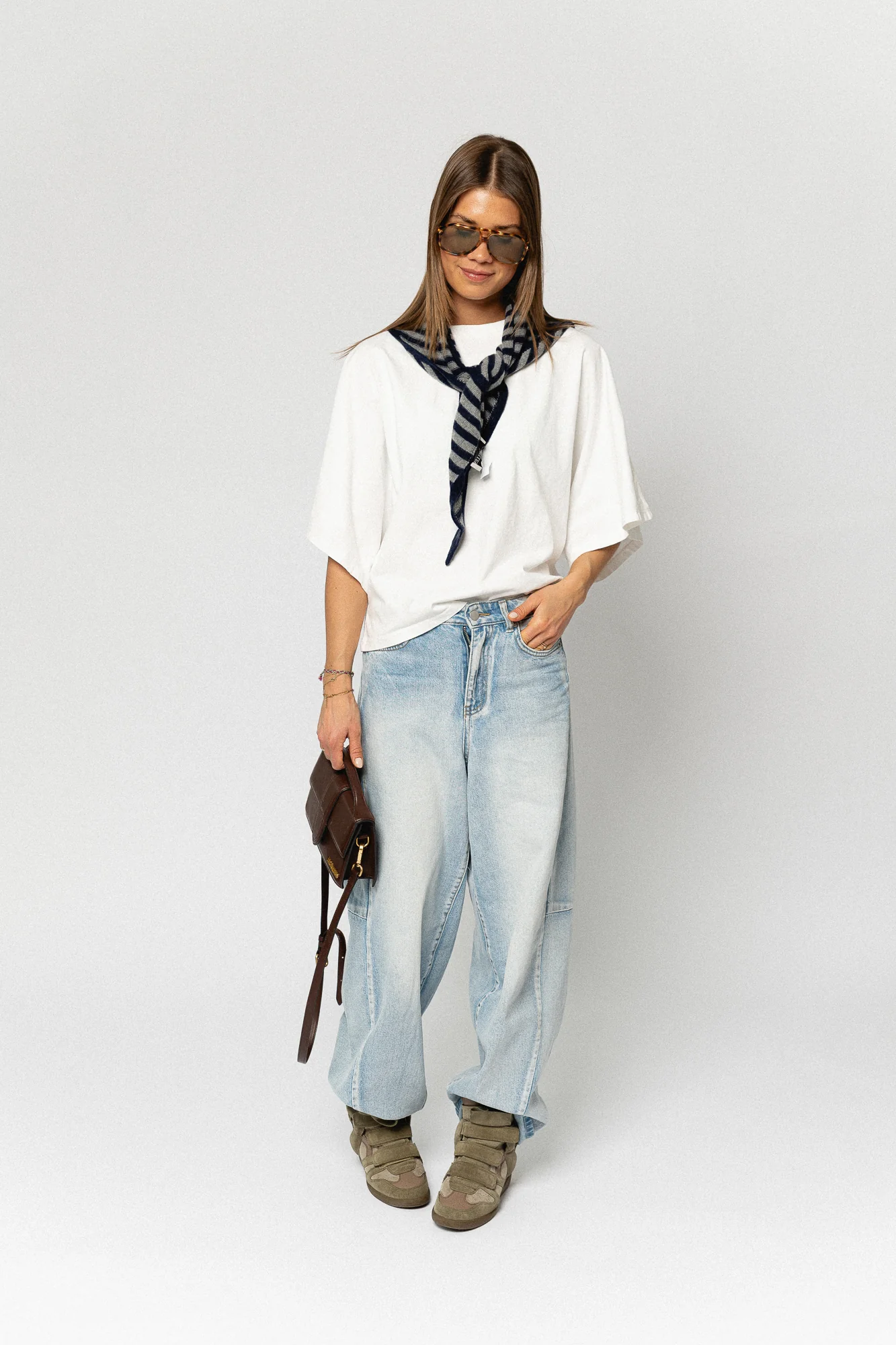 OBJMoji Elsa MW super barrel jeans light blue denim - Image 8