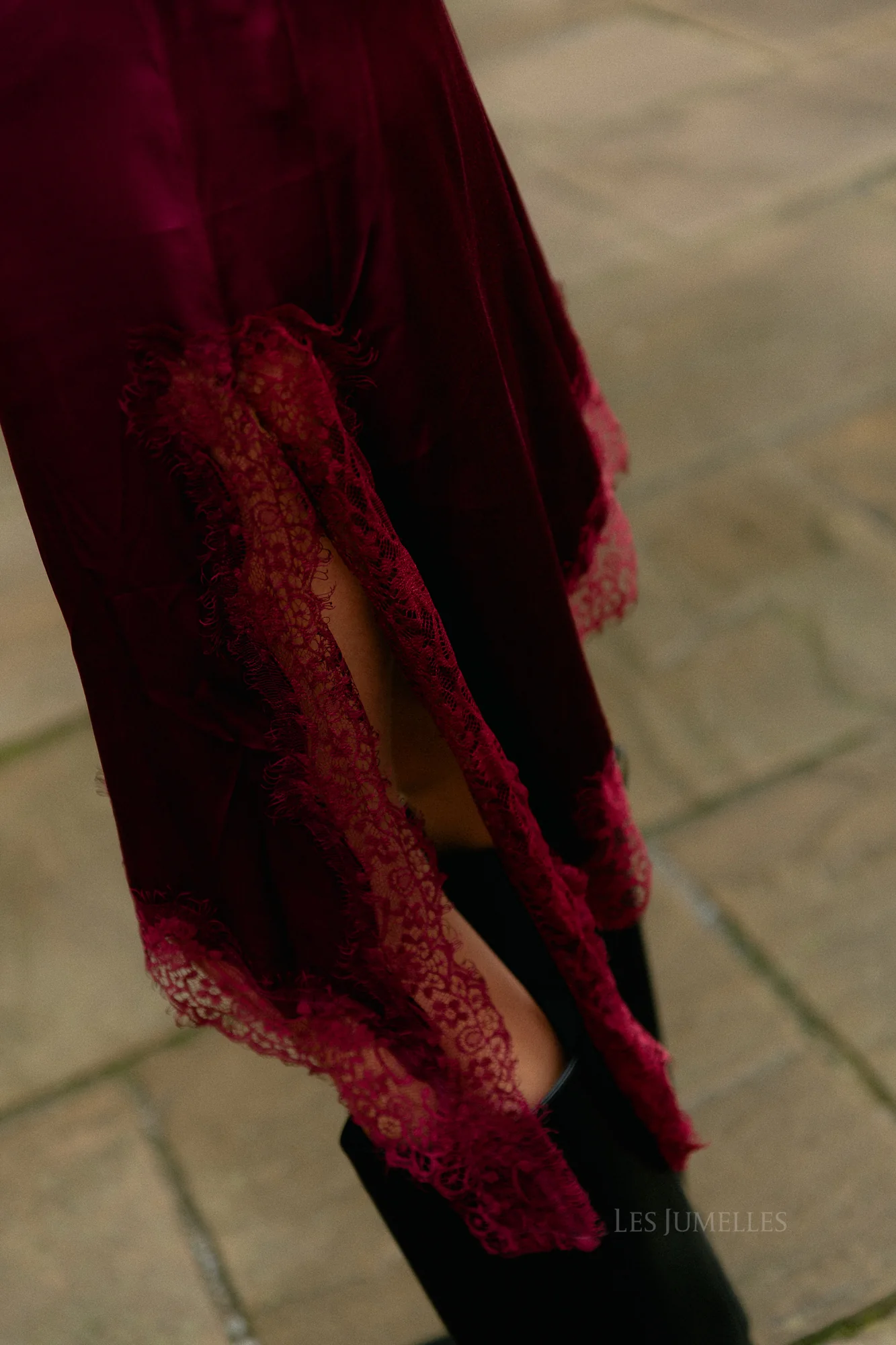 Odette lace dress burgundy - Image 5