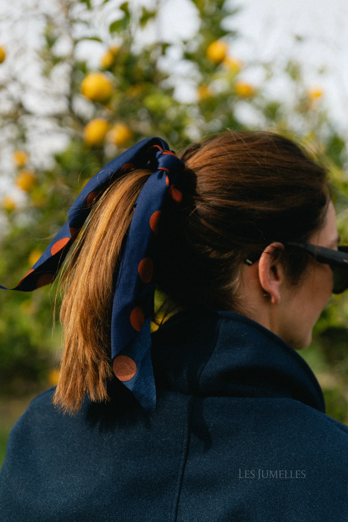 Polka dot hair ribbon navy/camel - Image 2