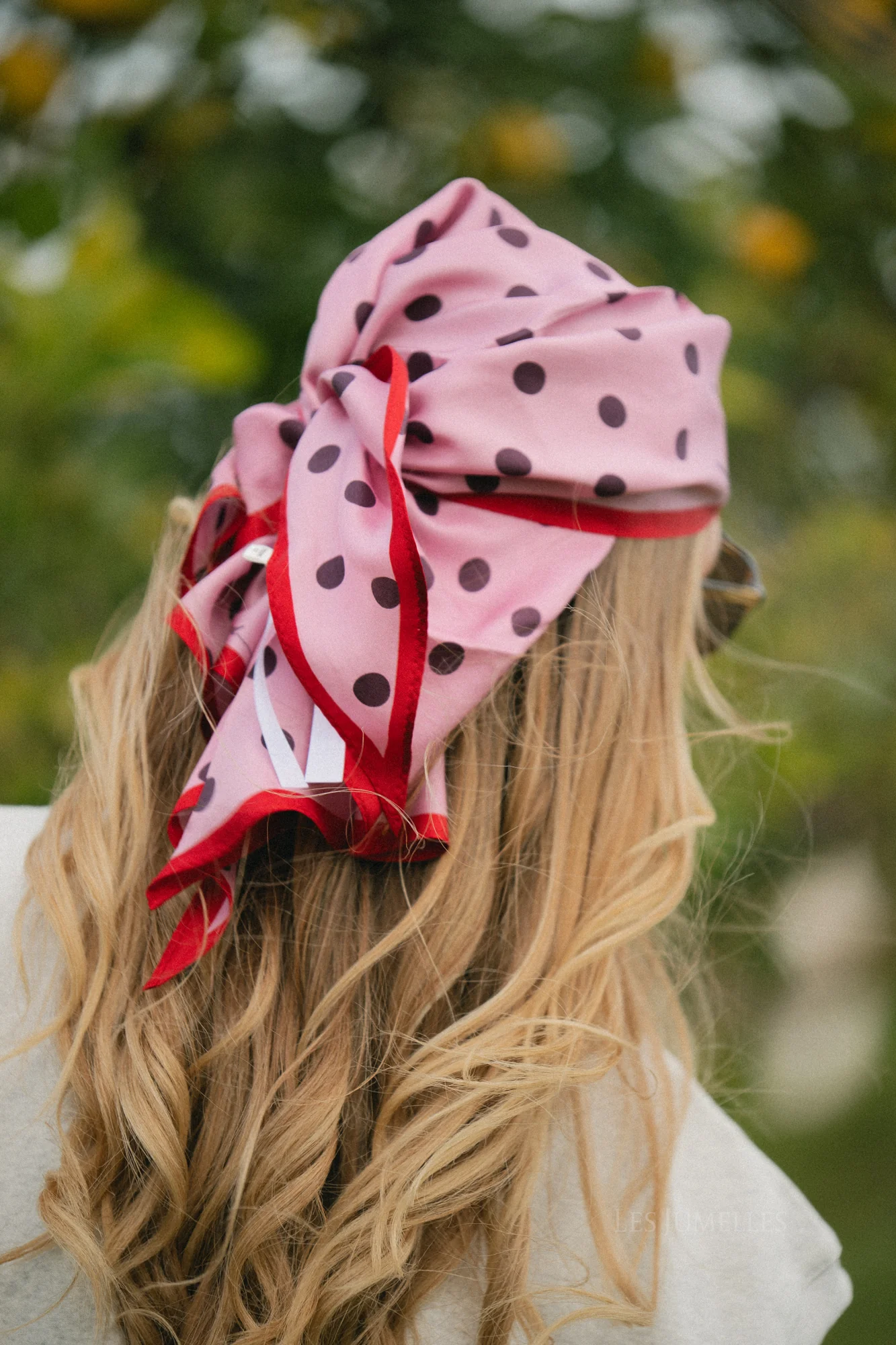 Polka triangle sia scarf pink nectar