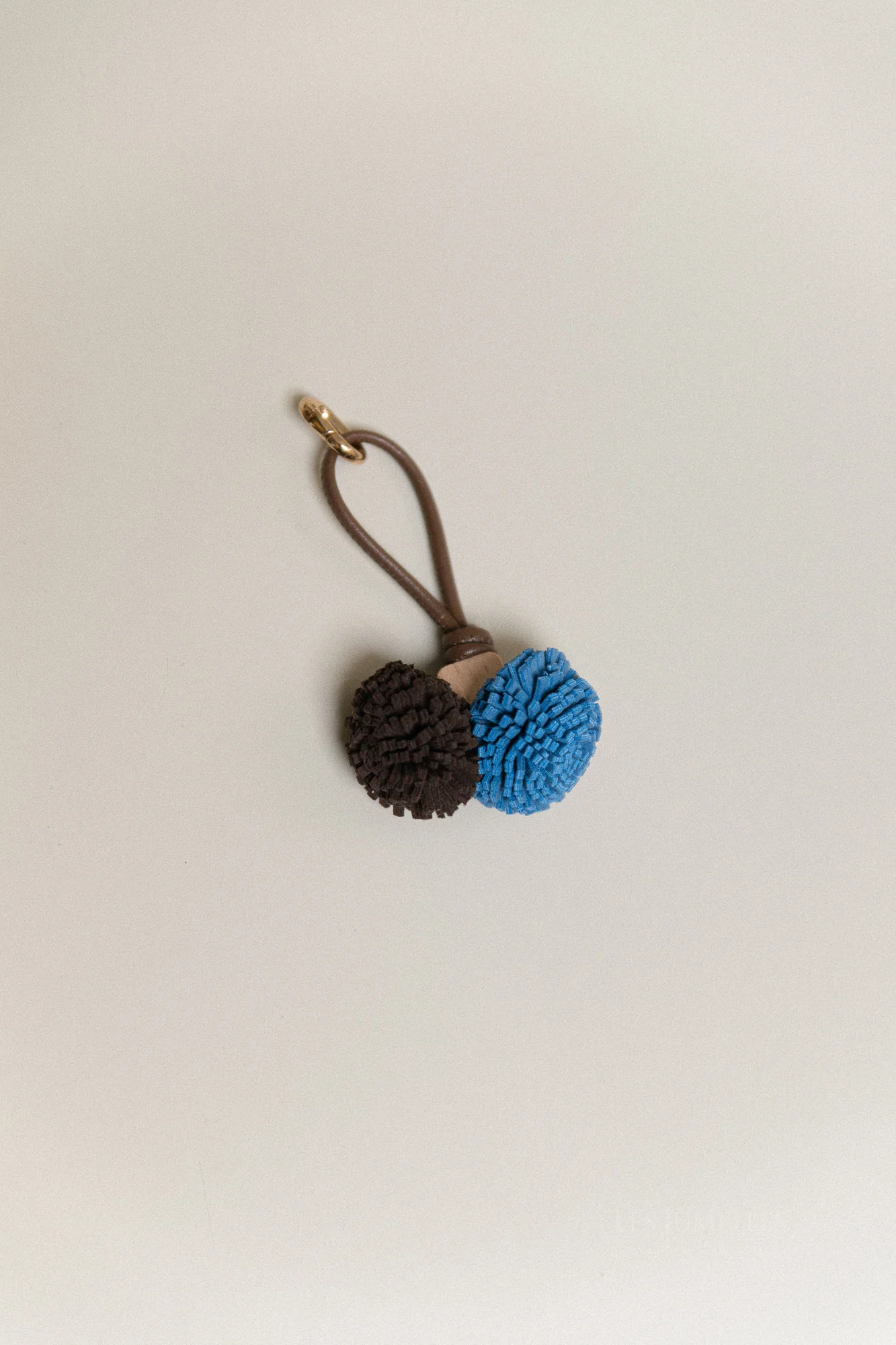 Pompon keychain brown/blue - Image 2