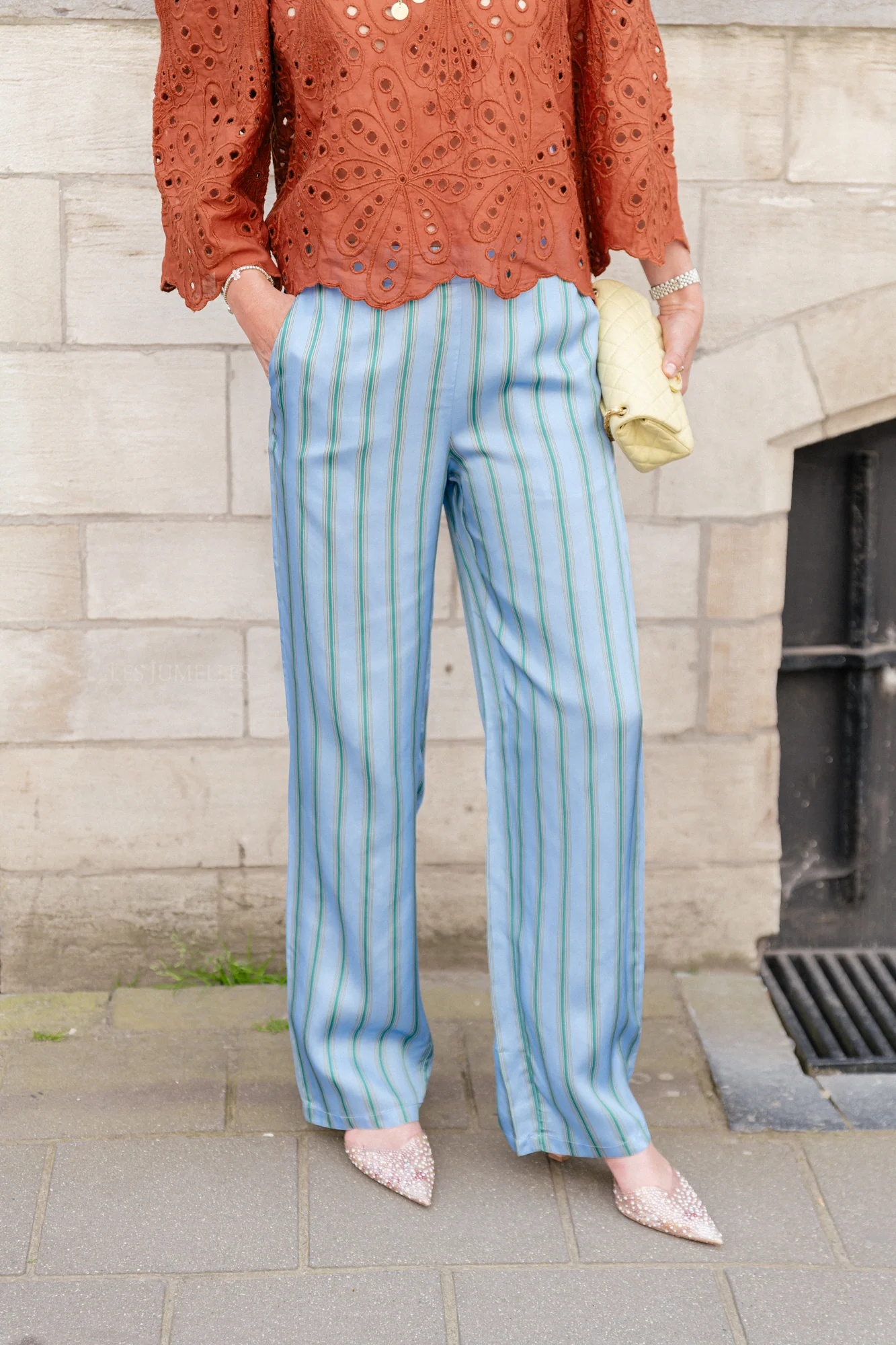 Straight leg pant with elastic waist blue stripes - Image 5