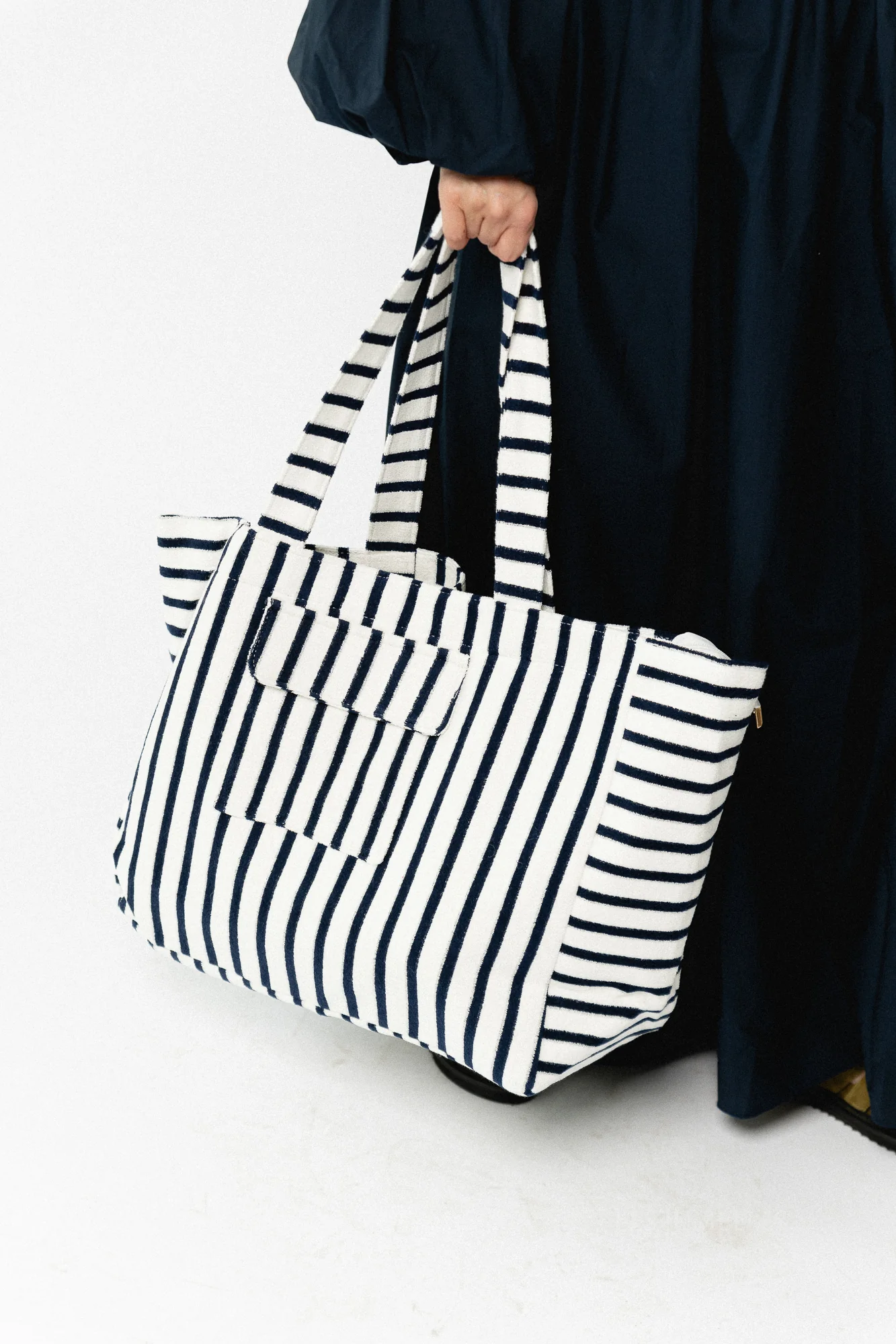 Striped terry shopper – white/navy - Image 4