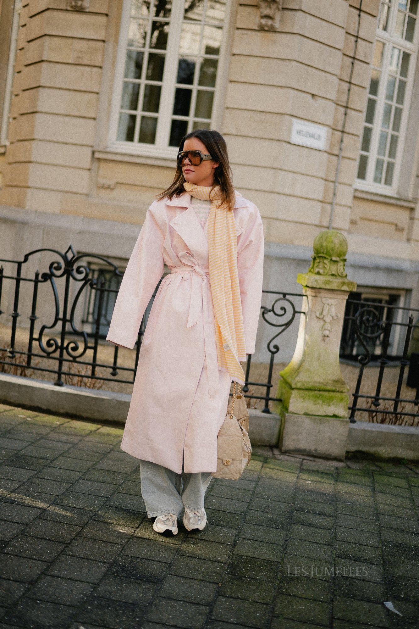 Thalia trenchcoat baby pink - Image 3