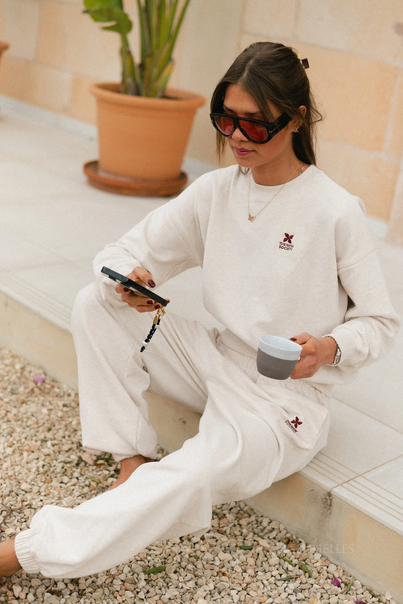 TNS Logo sweatshirt sand vigore - Image 6