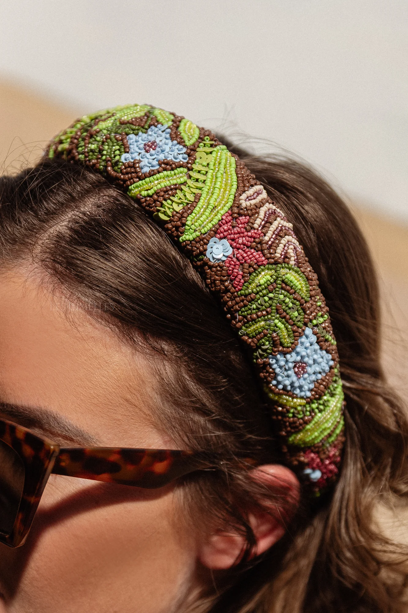 Tropica wide beaded hairbrace partridge brown