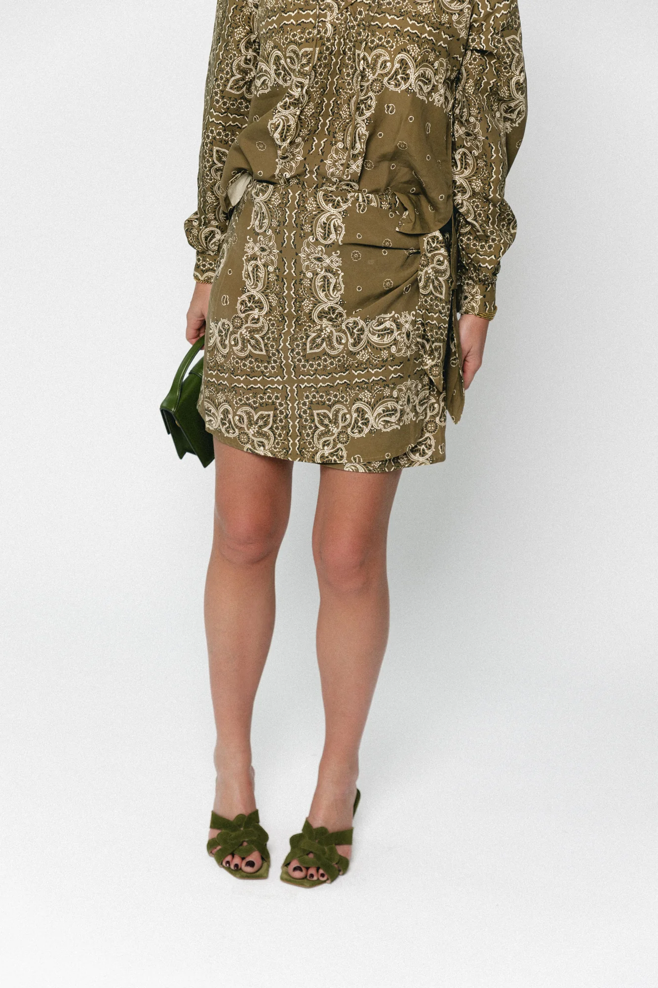 Waterlily skirt bandana print - Image 4