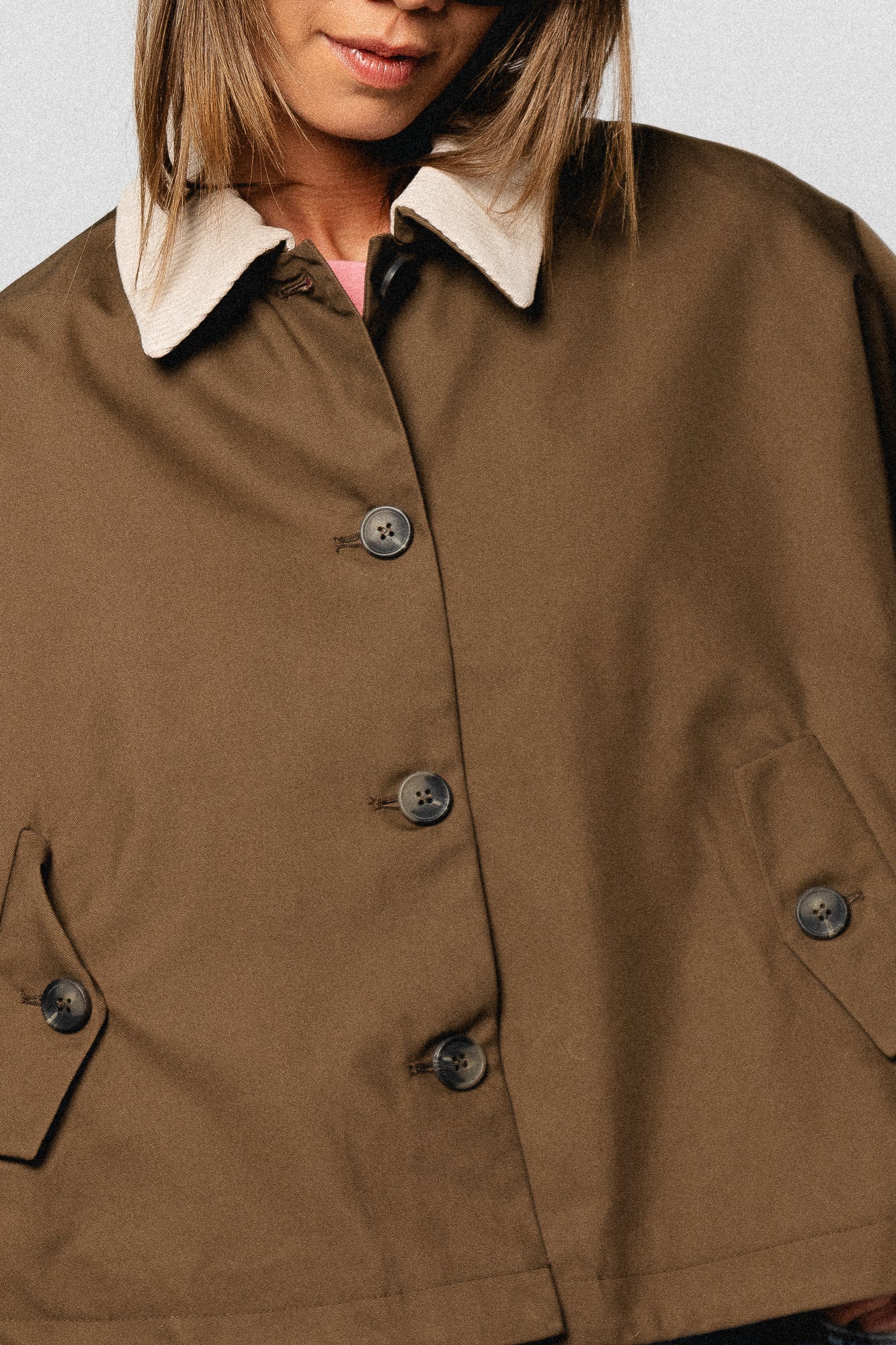 YASMaloma short trench cape oatmeal - Image 4